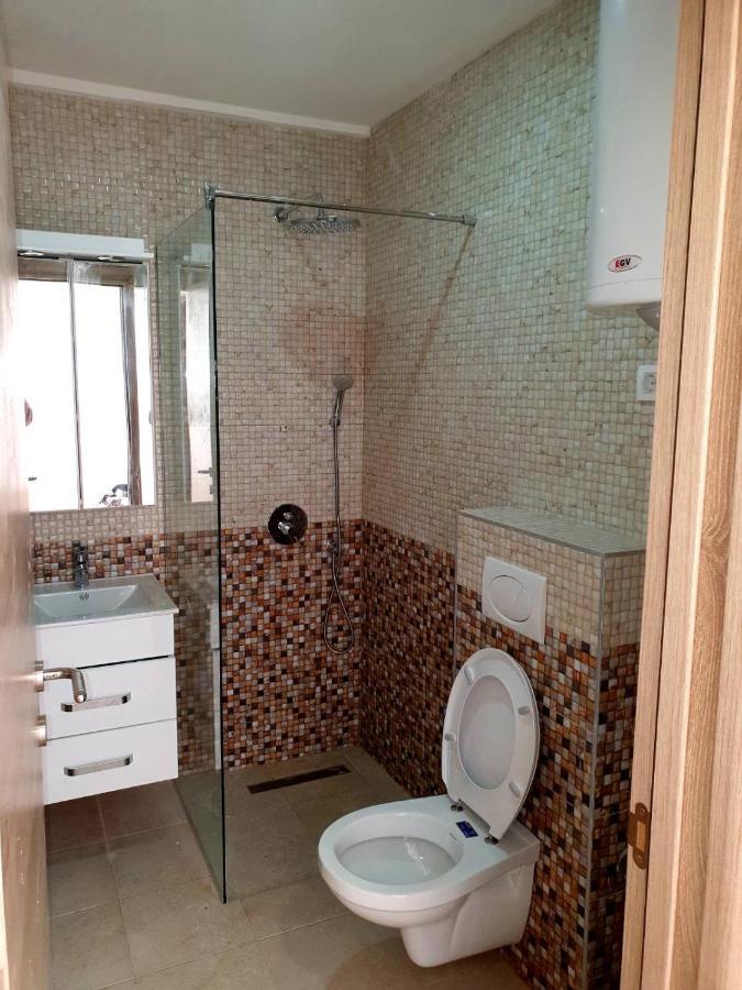Aleksandar First Sea Line Apartment บาร์ ภายนอก รูปภาพ